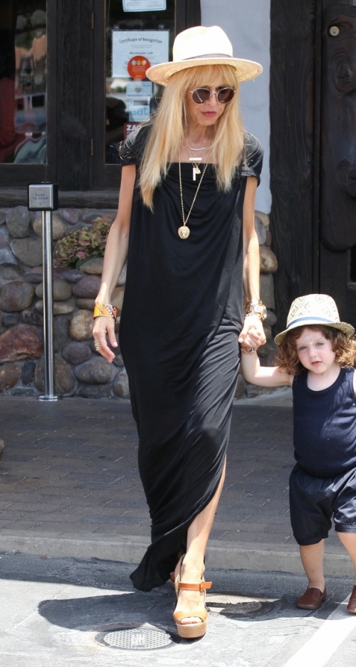 Rachel Zoe steps out after denying pregnancy rumors - Part 2